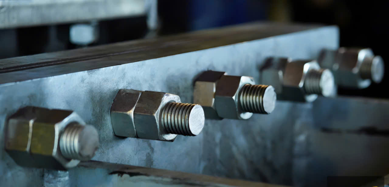 Ứng dụng của bulong liên kết - Bulong xây dựng